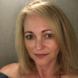 Meet your Posher, Christine